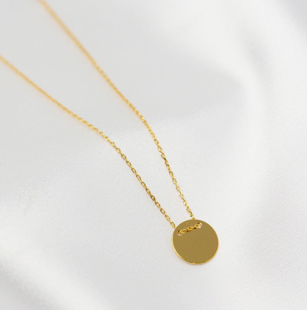 Collier Délicate 9 carats avec pastille