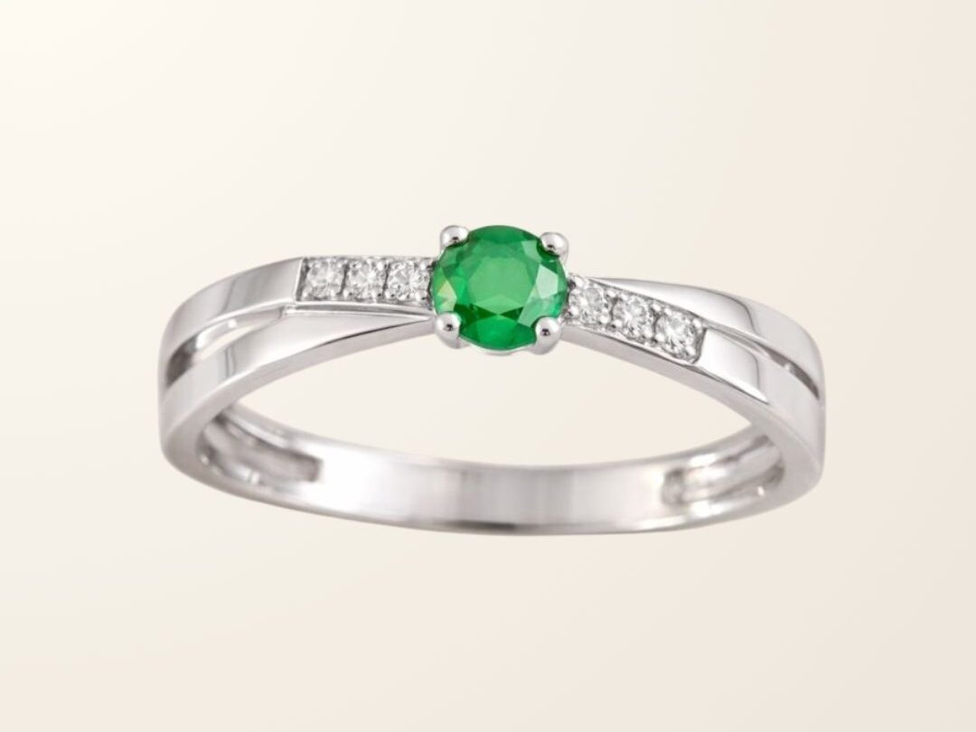 Bague Jade - Or blanc 9cts - Émeraude & Oxydes