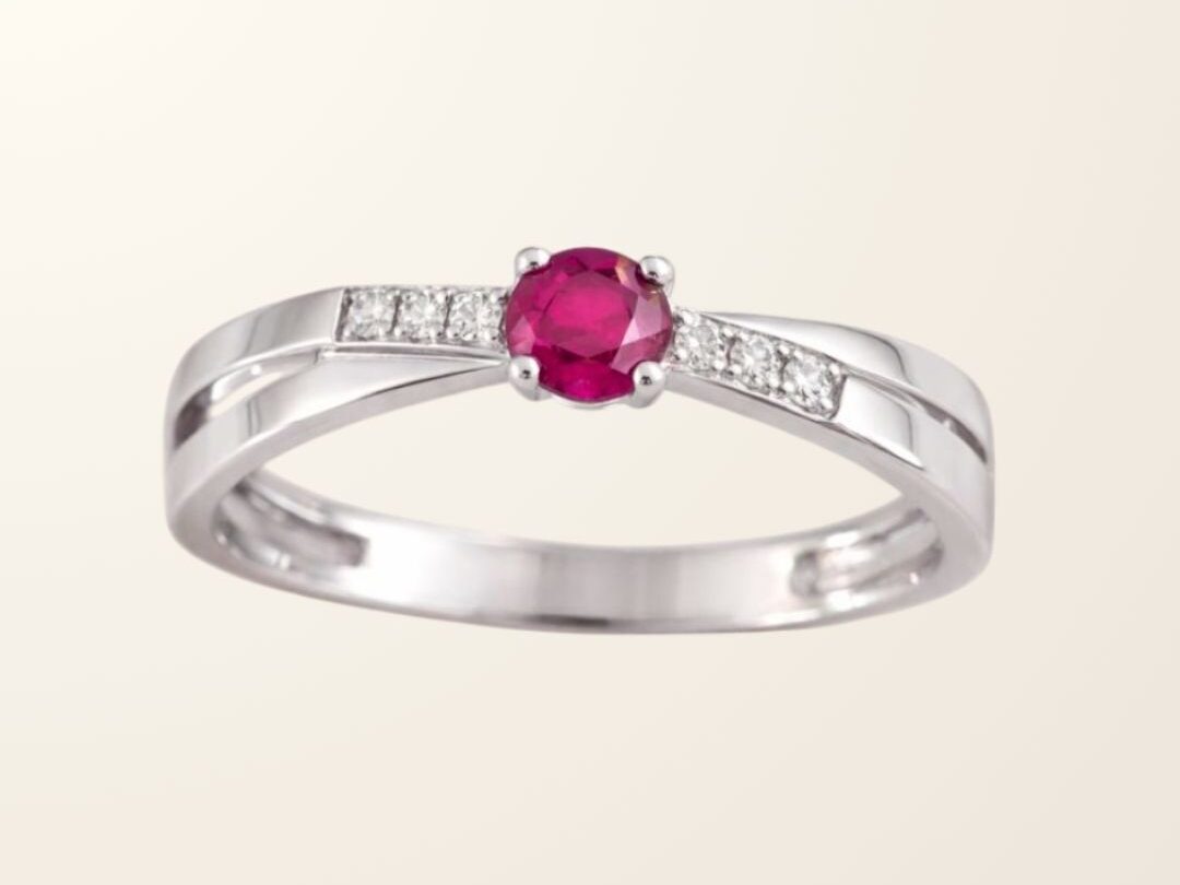 Bague Jade - Or blanc 9cts - Rubis & Oxydes