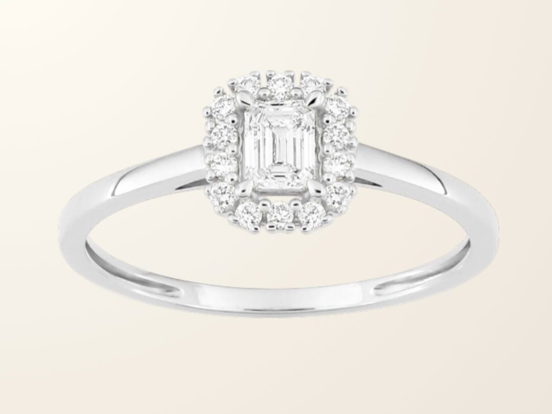 Bague Lucie - Or blanc 9cts & Diamants de synthèse