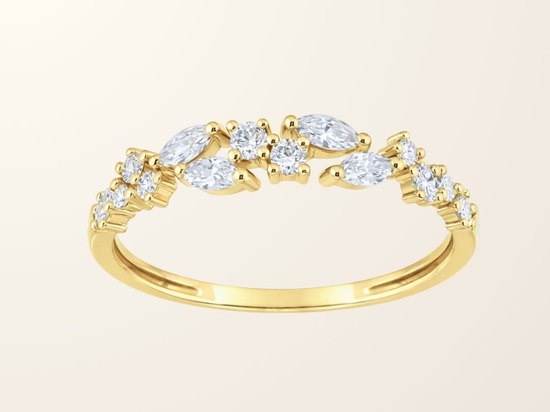 Bague Elsa - Or jaune 9cts & Diamants de synthèse