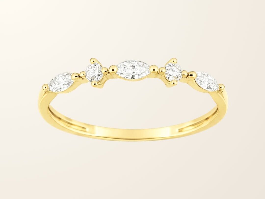 Bague Sonia - Or jaune 9cts & Diamants de synthèse