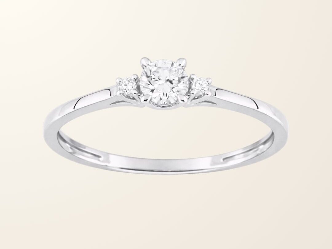 Bague Joy - Or blanc 9cts & Diamants de synthèse