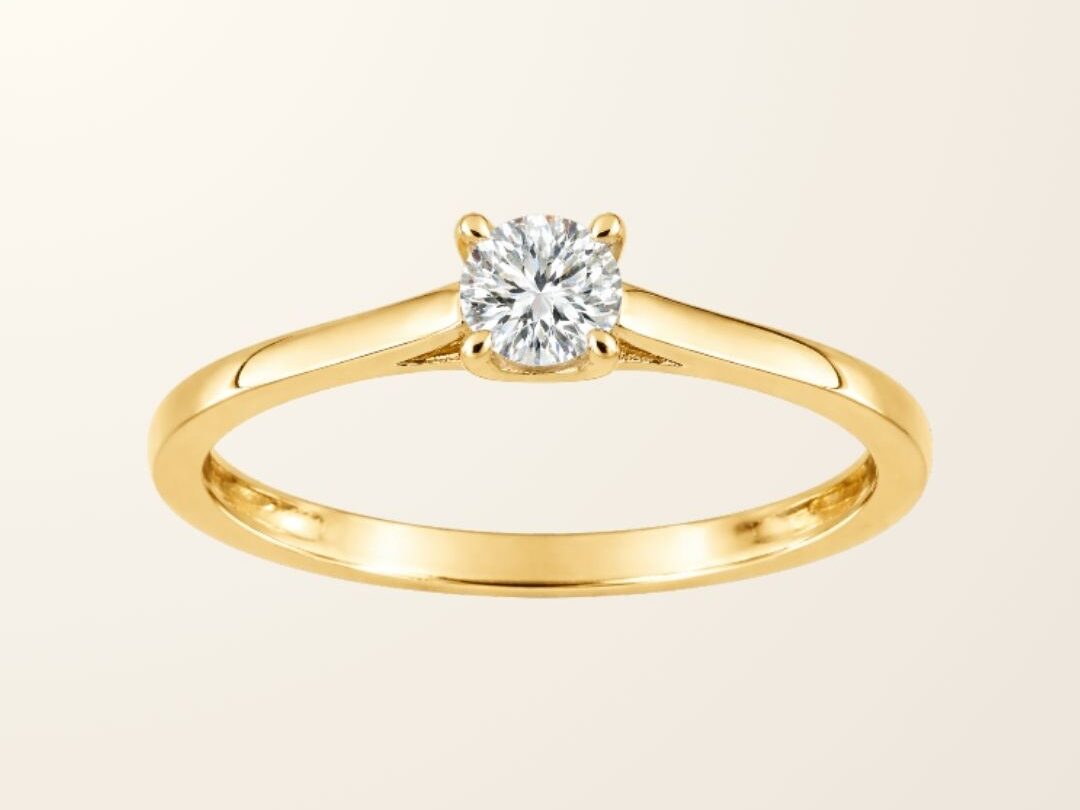 Solitaire Chloé - Or jaune 9cts & Diamant de synthèse