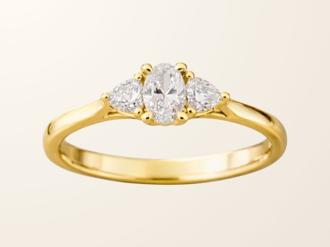 Bague Diane - Or jaune 9cts & Diamants de synthèse