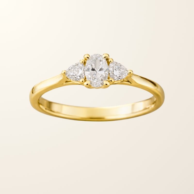 Bague Diane - Or jaune 9cts & Diamants de synthèse