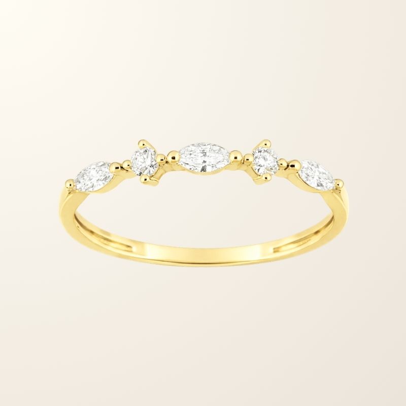 Bague Sonia - Or jaune 9cts & Diamants de synthèse